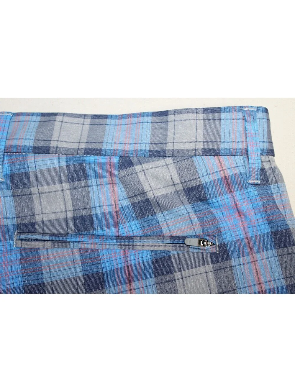Tommy Bahama Blue Gray Men's Nylon Blend Zip Pocket Plaid Golf Shorts Size 38